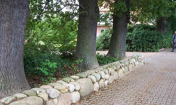 Natursteinmauern